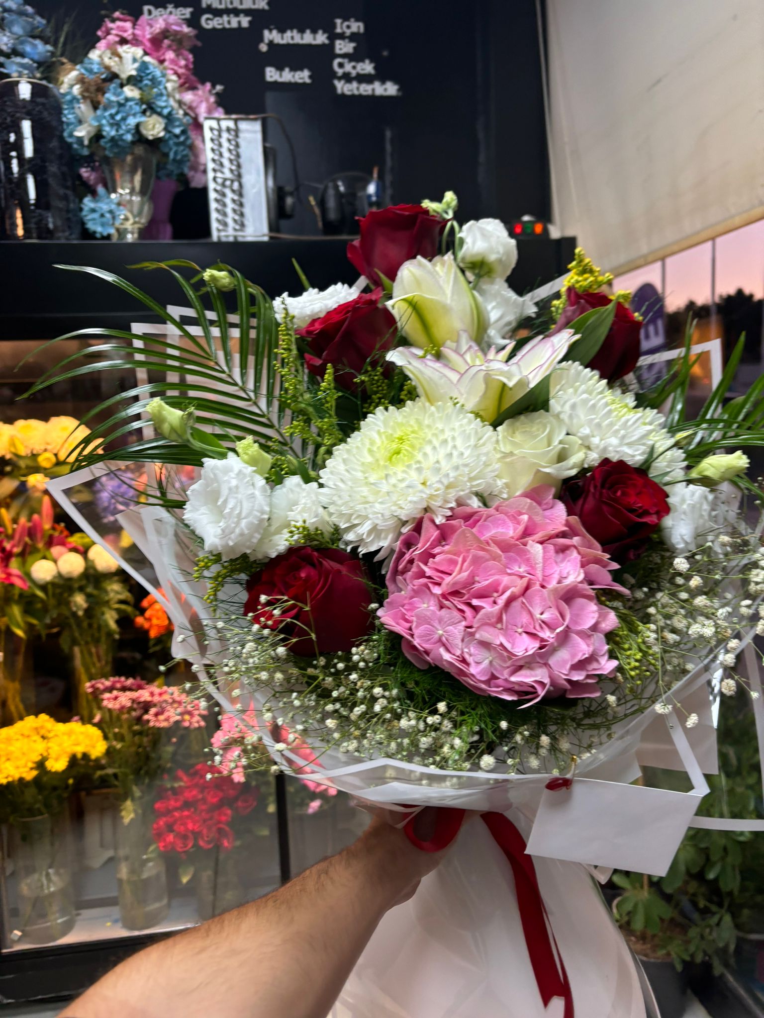 ortanca gül lilyum  demet 