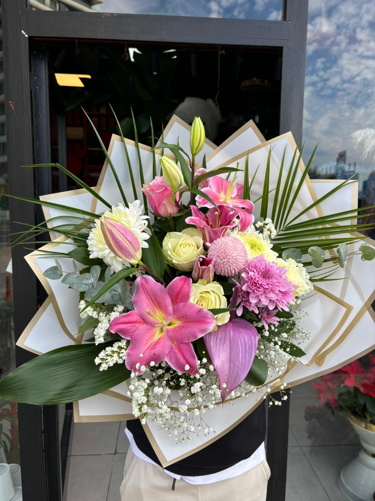 antaryum gül lilyum tasarımı 