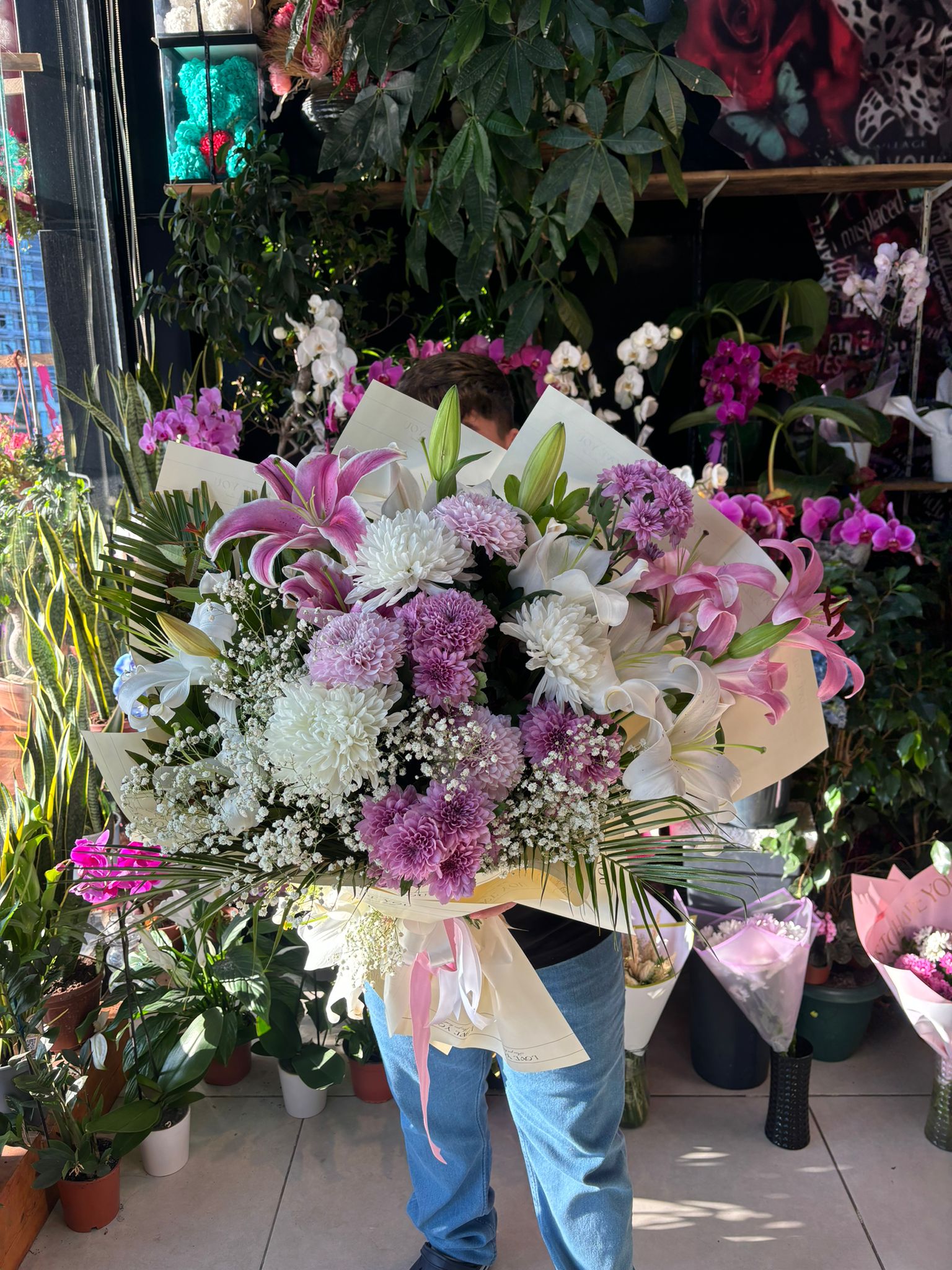 Mor Beyaz Lisyantus Buketi 