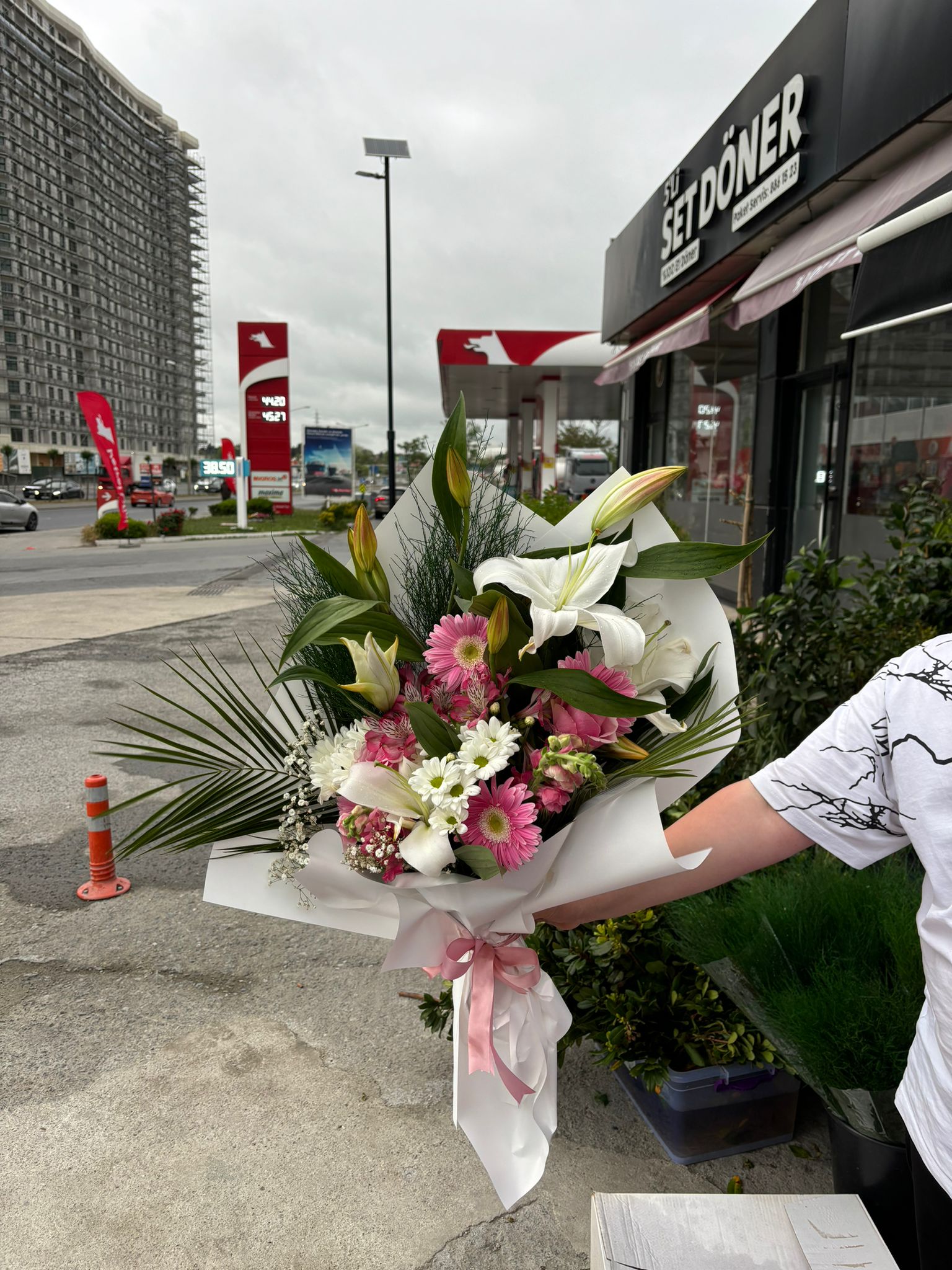 Toz Pembe Zambak Buketi 