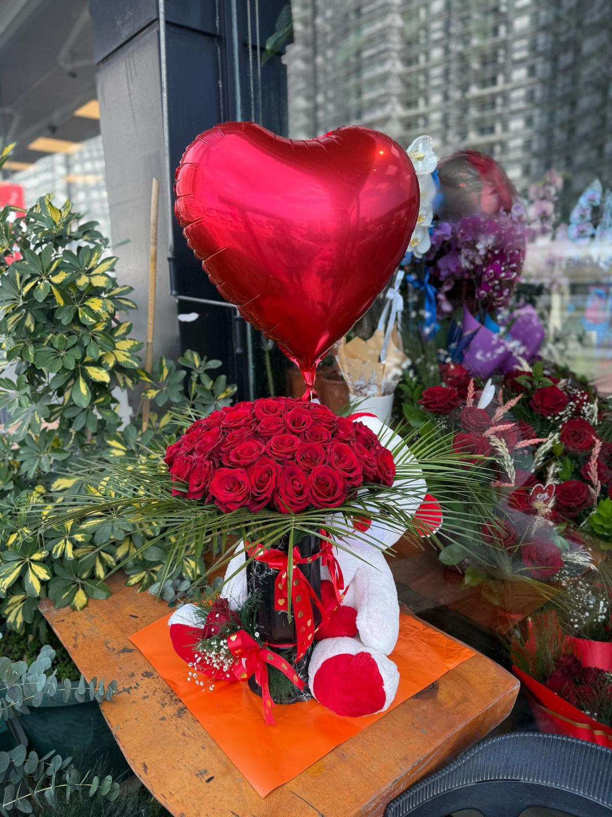 Ayıcıklı Gül Buketi 